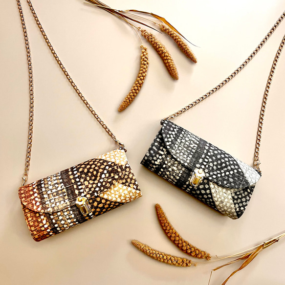 Cerradoのショルダーバッグ イギリス生地Prestigious Textiles スマホポシェット　ミニショルダー 1枚目の画像