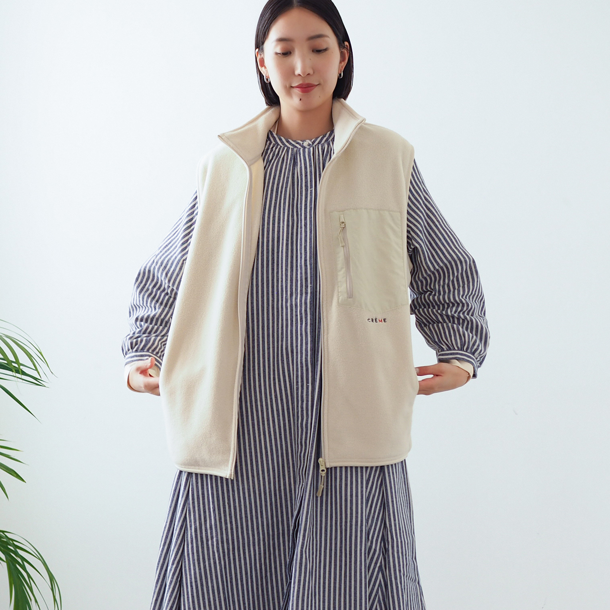 マイクロフリースベスト CREME アイボリー