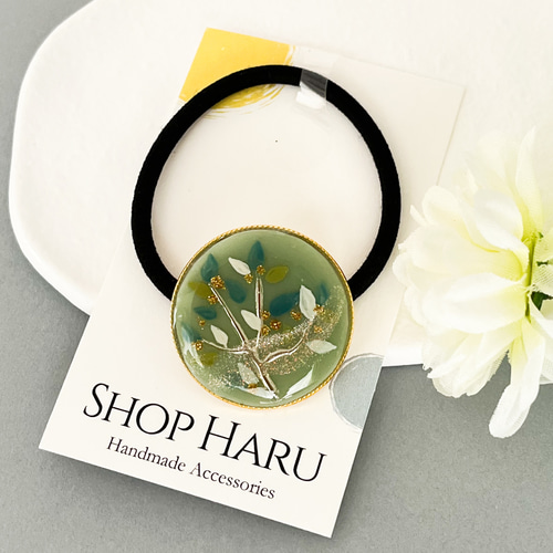 大きめ 40代のヘアゴム 大人 個性的 グリーン 北欧風 リーフ ヘア