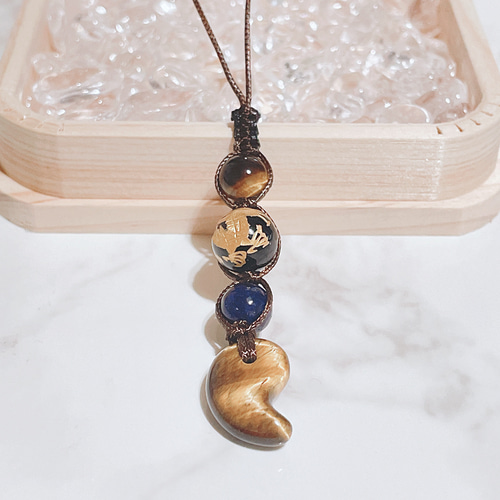 厄年の方にも◎仕事・お金・厄を払うお守り 龍オニキス・ラピスラズリ