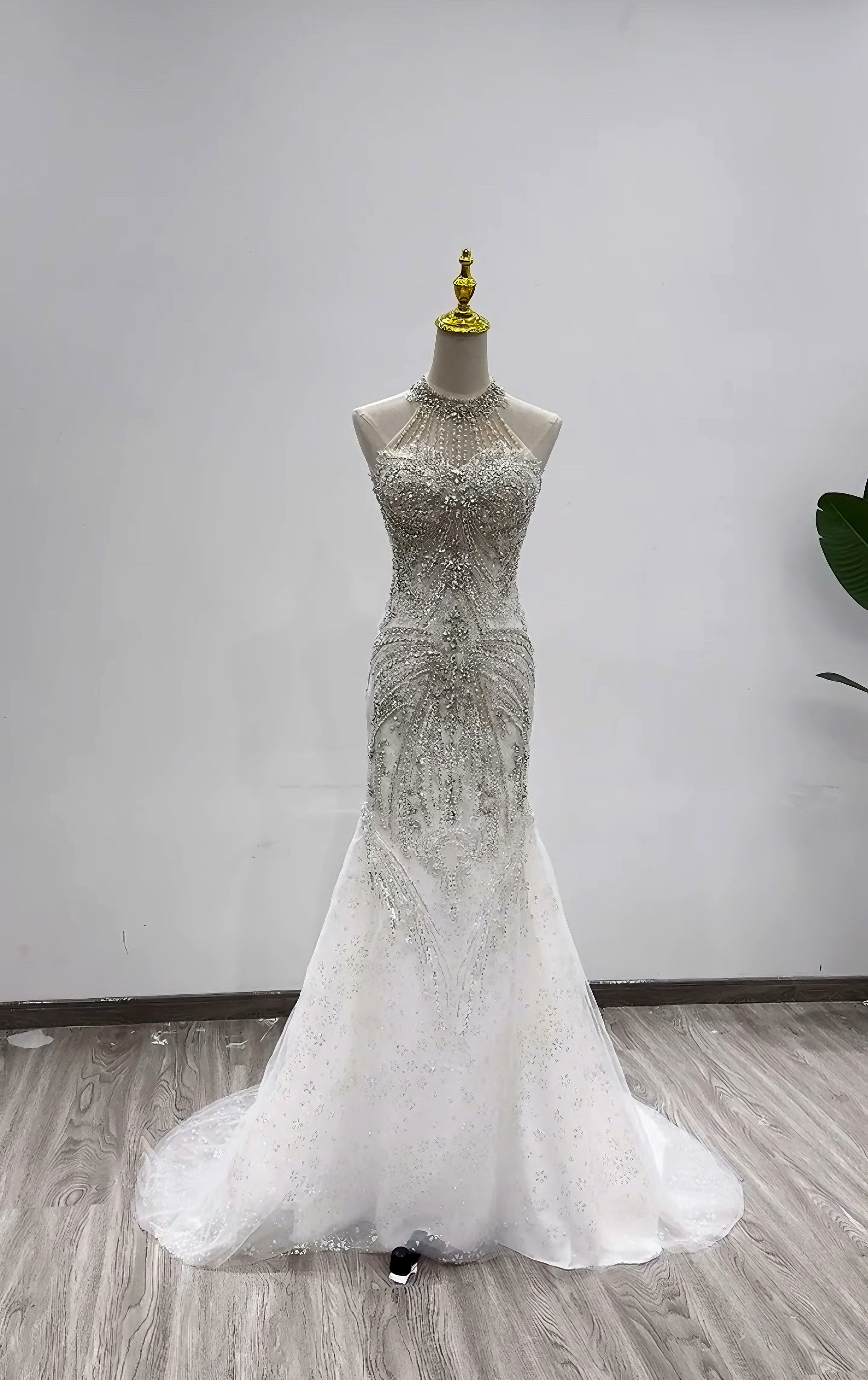 高品質保証！マーメイドドレス　ホルターネック　ウェディングドレス　ビジューグッリター　ふんわりチュール　結婚式前撮り挙式
