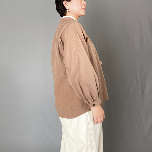 CLOTH  WOOD  リネン　プルオーバーブラウス　長袖　ブラウン　作家さん CLOTH WOOD リネン プルオーバーブラウス 長袖 ブラウン 作家