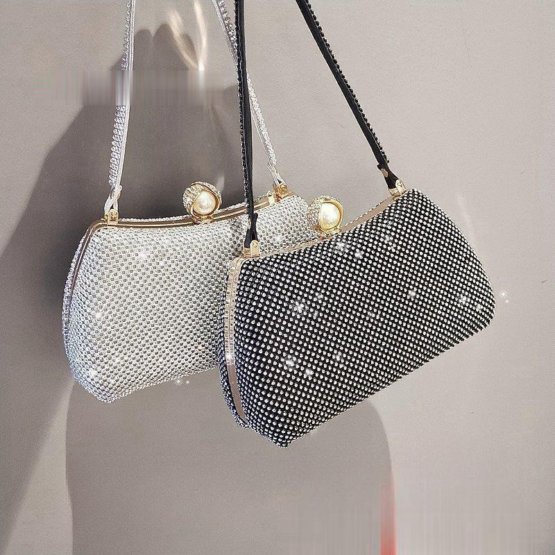 美品　アンテプリマ　パーティー　クラッチバッグ　チェーンバッグ　結婚式 美品アンテプリマパーティークラッチバッグチェーンバッグ結婚式