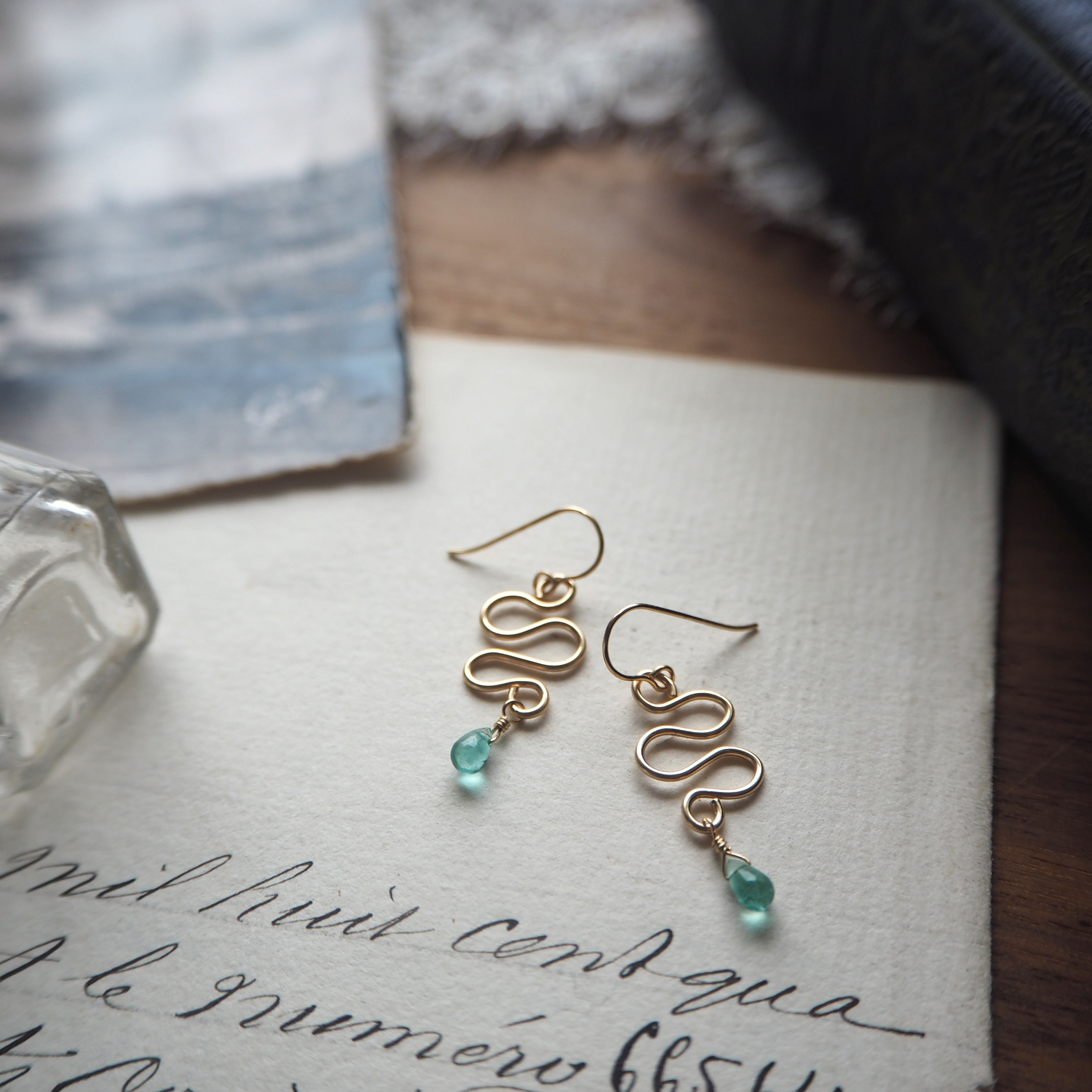 14Kgf×エメラルドのスネークピアス(イヤリング)【再販/受注製作】 4,788円