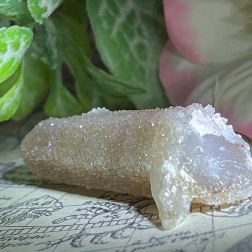 精霊を呼ぶ石✨　変種　カクタスアメジスト　サボテン水晶　ラフストーン　原石 精霊を呼ぶ石✨ 変種 カクタスアメジスト サボテン水晶 ラフ