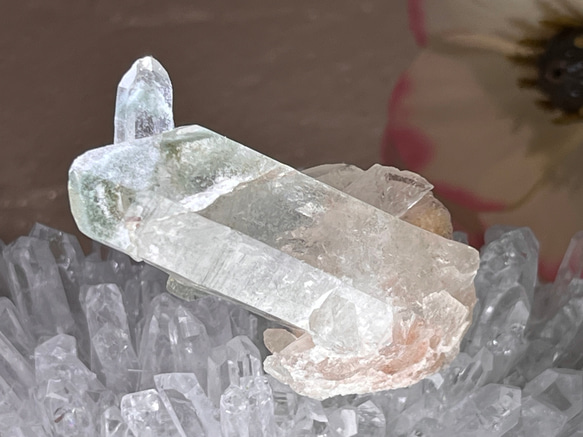 ⑧マニカラン水晶 クラスター 原石 ピンクマニカラン ヒマラヤ水晶 ファントム 特別価格/インド/マニカラン産]ヒマラヤ水晶クラスター/原石
