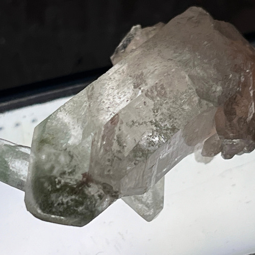 ④マニカラン水晶 クラスター原石 ピンクマニカラン グリーンファントム 貫入水晶 ④マニカラン水晶 クラスター原石 ピンクマニカラン グリーン