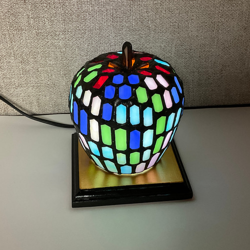 もっと身近に！りんごのステンドグラスランプ3 スタンドライト