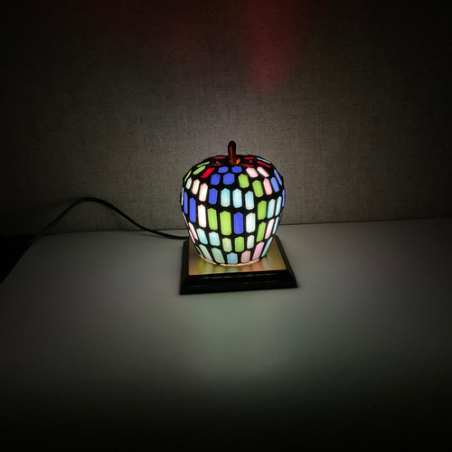 もっと身近に！りんごのステンドグラスランプ3 スタンドライト