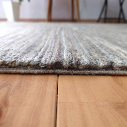 冬は暖かく夏は涼しい 天然ラグ 無染めのウール ガゼニラハット