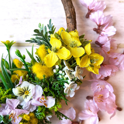 玄関ドアリース ミモザとさくらと菜の花の春待ちリース ミモザリース