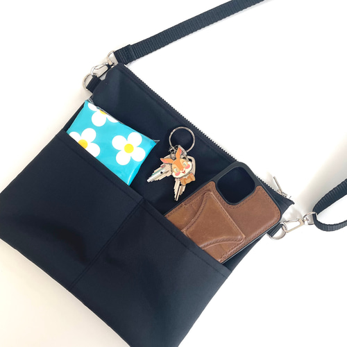 軽量・撥水｜オックナイロンのサコッシュ｜ポーチとしても使える