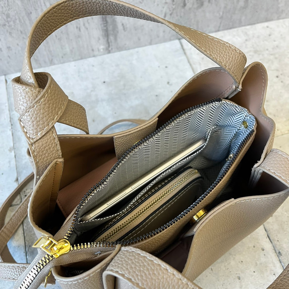 【デザインハンドル】 バッグ／ショルダー ２WAY 3室構造 シンプル　GBG-B647 7枚目の画像