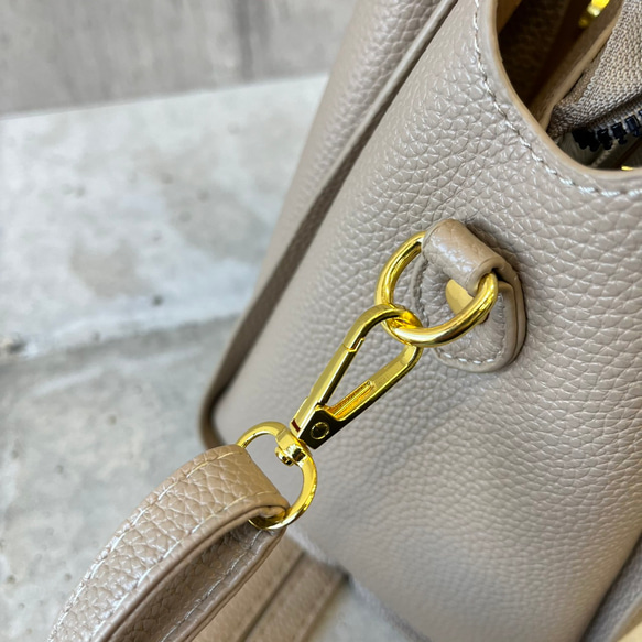 【デザインハンドル】 バッグ／ショルダー ２WAY 3室構造 シンプル　GBG-B647 8枚目の画像