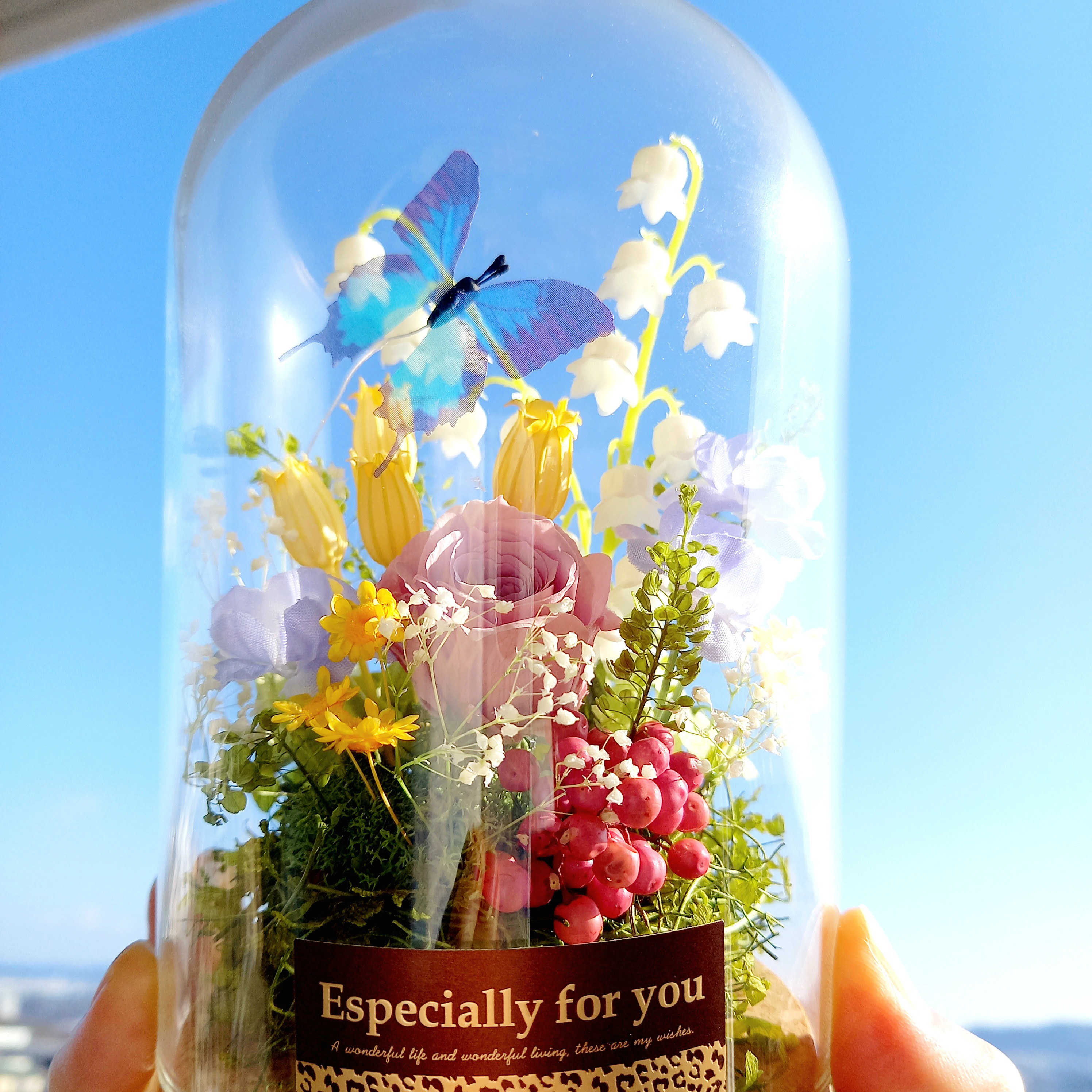 すずらんと蝶々のフラワードーム♡Lサイズ【ドームアレンジ】｜誕生日・新築祝い・ギフトにも♡ラッピング無料