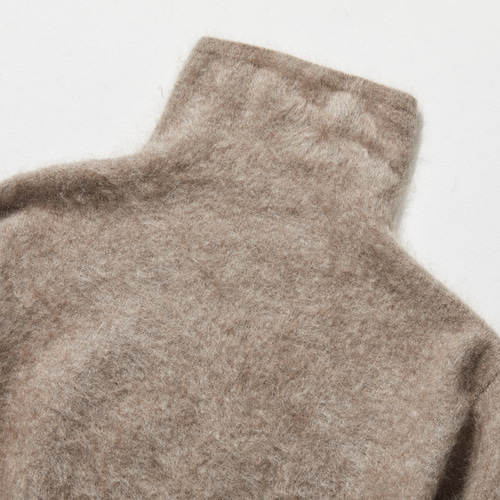 毛足感のある上質な素材で大人のおしゃれさをプラス カシミヤ100