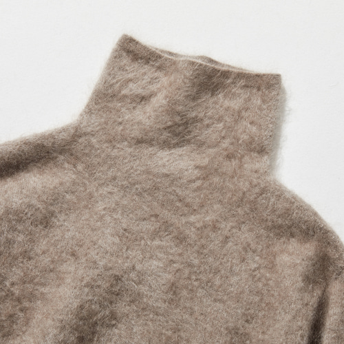 毛足感のある上質な素材で大人のおしゃれさをプラス カシミヤ100