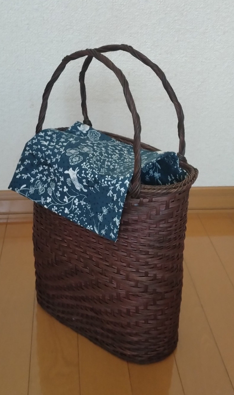 ♪　A4資料も入って通勤バッグにもなっちゃう〜北海道十勝バスケット81