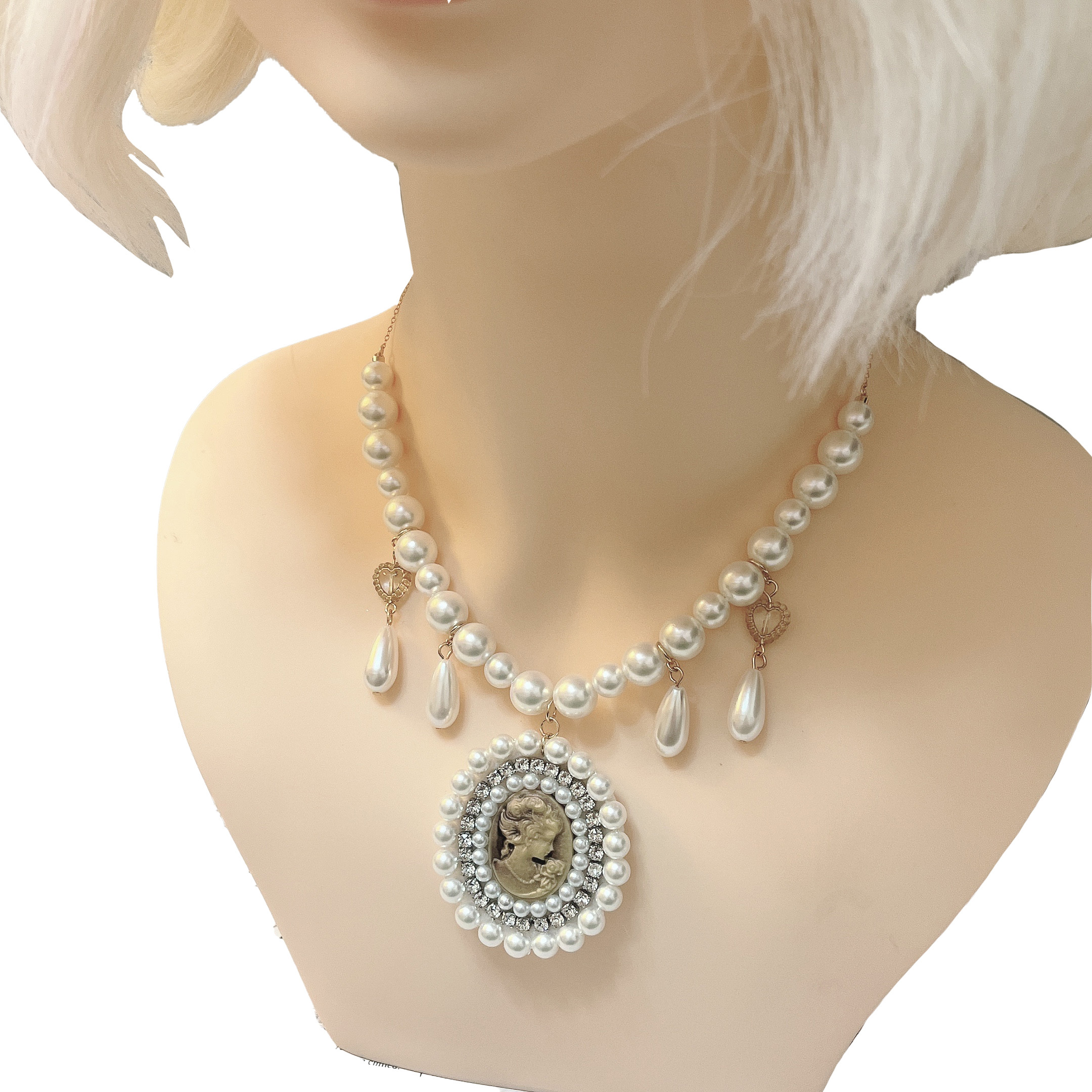 【1月分：受注制作】おすましレディネックレス