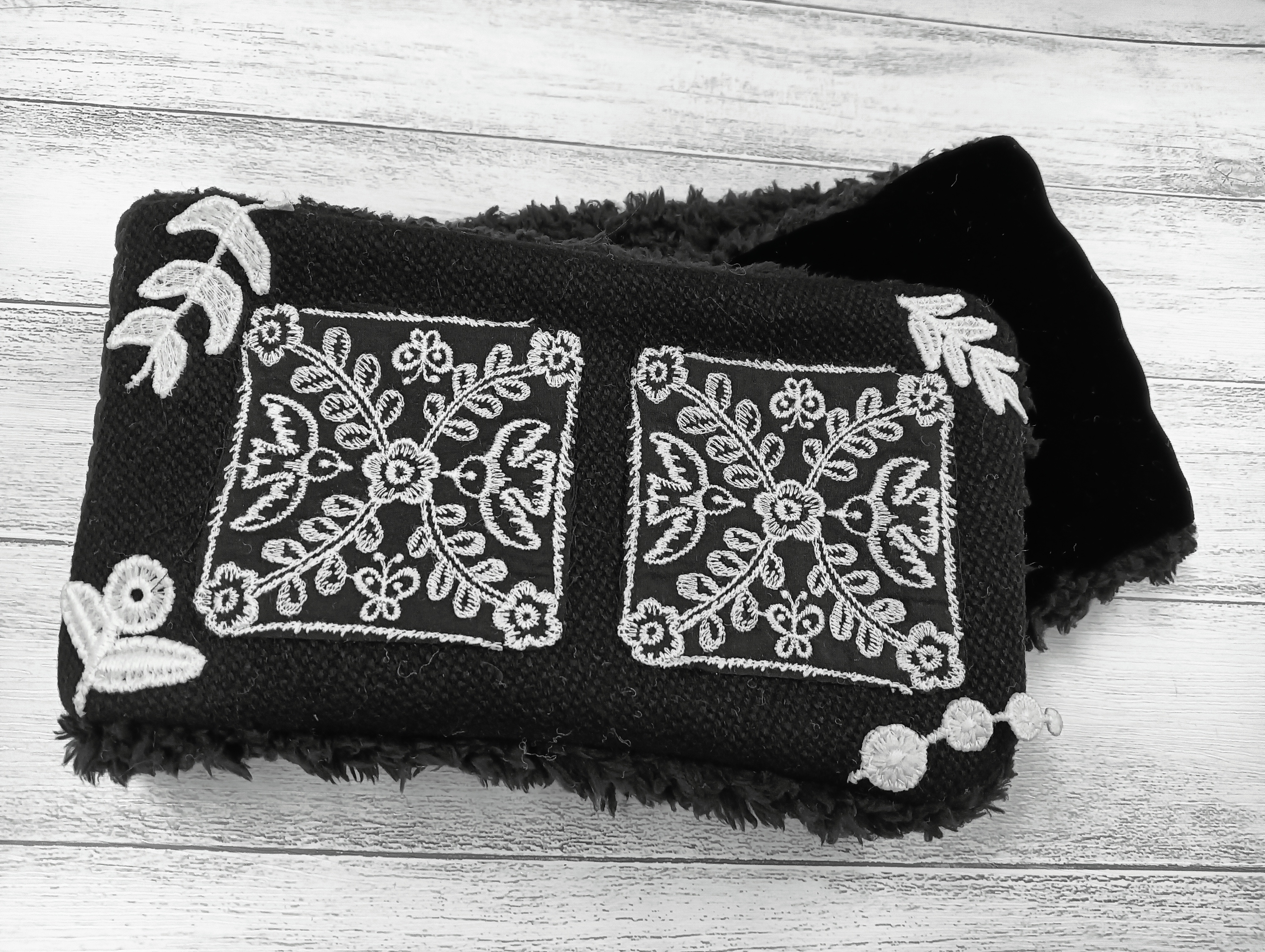 ミナペルホネンハンドメイドネックウォーマー