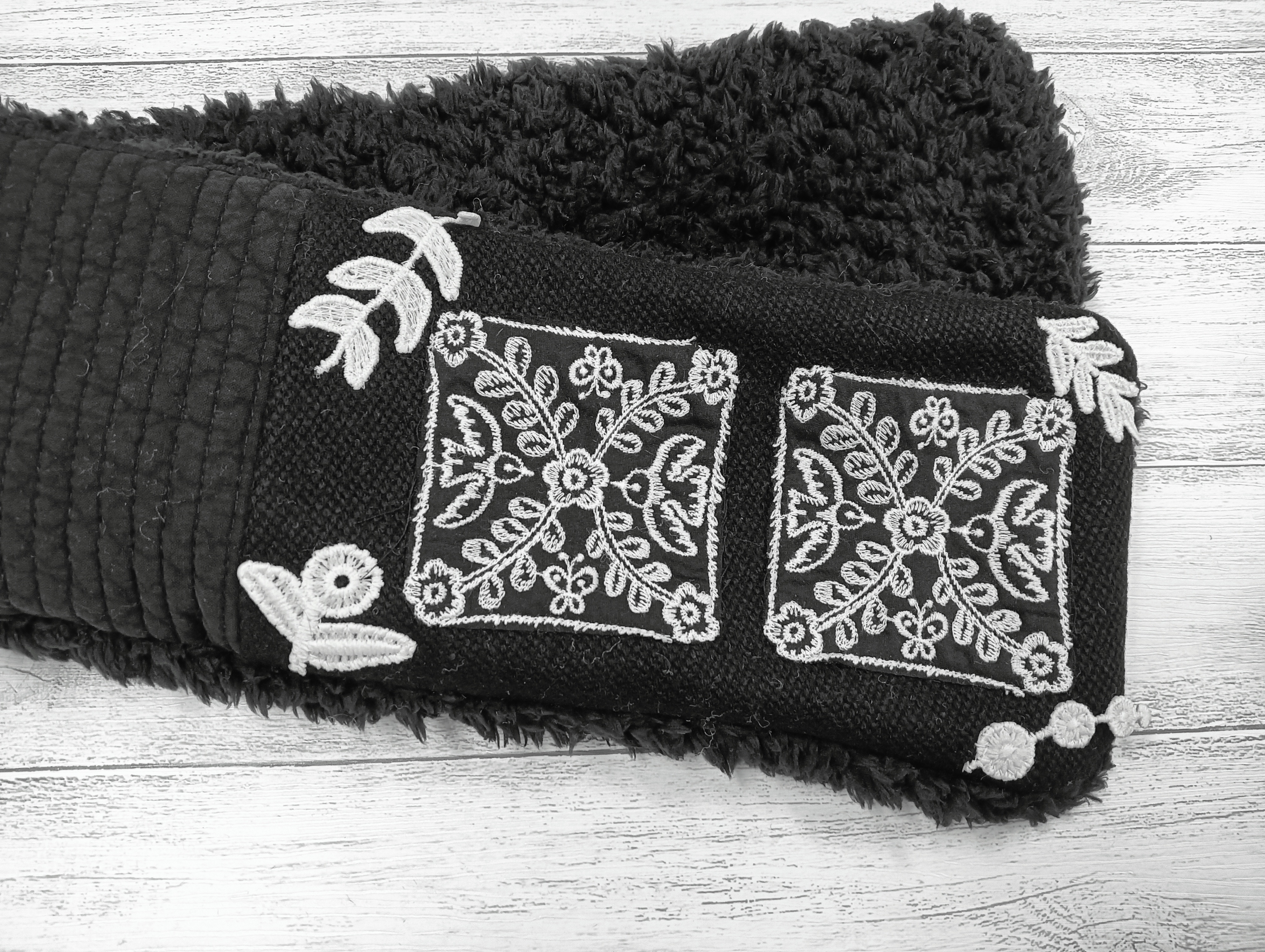 ミナペルホネンハンドメイドネックウォーマー