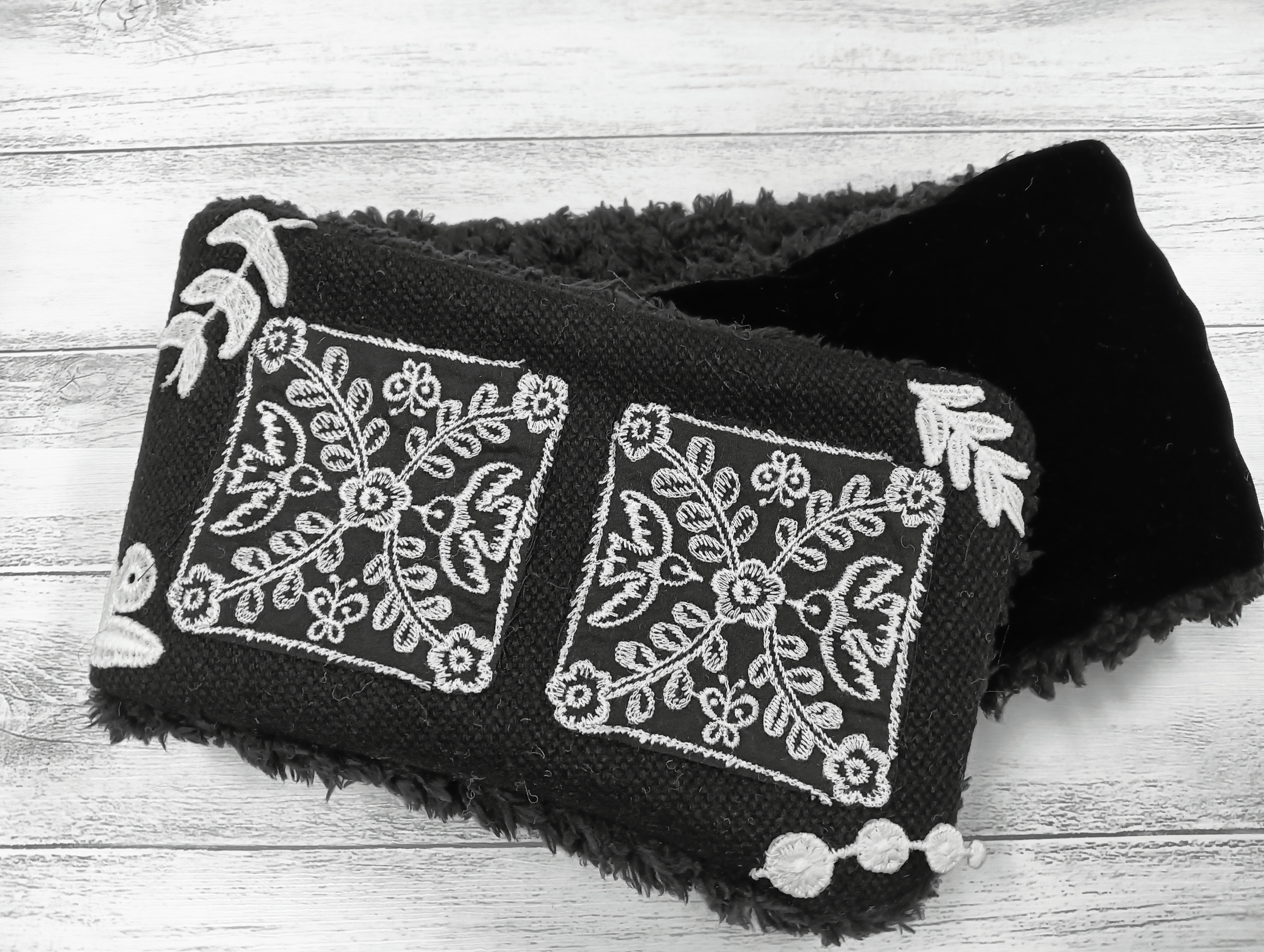 ミナペルホネンハンドメイドネックウォーマー