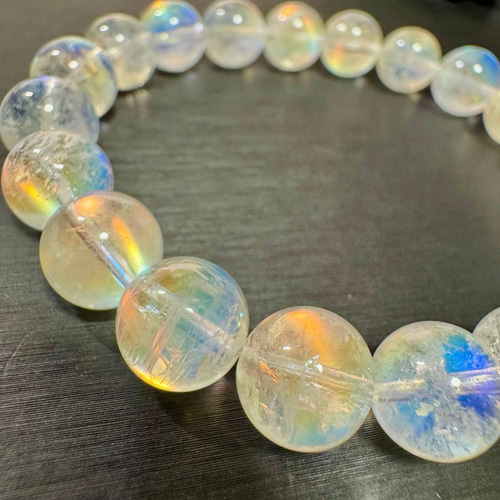 極上品質 大玉 マダガスカル産 レインボームーンストーン 天然石