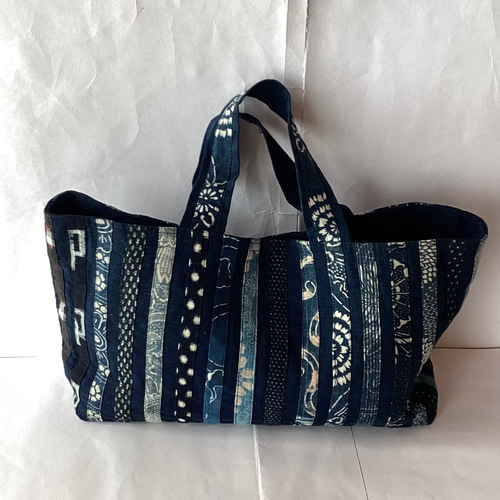 藍と型染め布と絣のトートバック トートバッグ ひだまり 通販 18743581