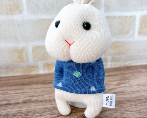 作家様ハンドメイド 白いうさぎのぬいぐるみ ぽっけに手 可愛い白うさぎ ぬいぐるみ ‪- ̗̀ ꪔ̤ ̖́-‬ ぬいぐるみ