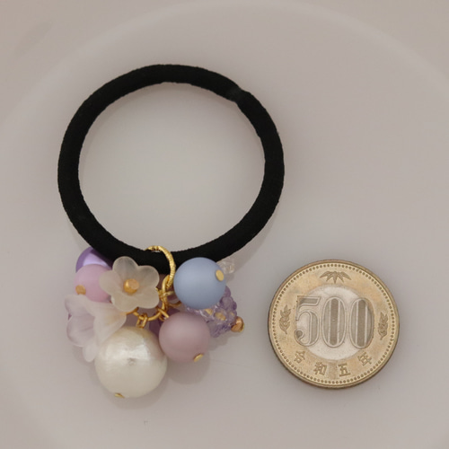 ラベンダー&コットンパール◇花束みたいなビーズヘアゴム/Creema