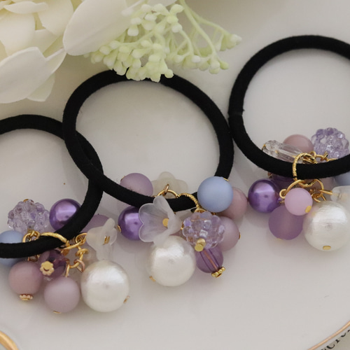 ラベンダー&コットンパール◇花束みたいなビーズヘアゴム/Creema