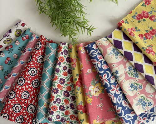 フィードサック・ヴィンテージファブリック2枚セット①【19〜22cm × 22