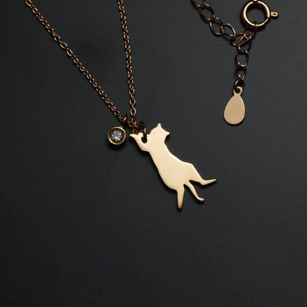 【受注生産】選べる誕生石 宝石であそぶ猫のネックレス K18 保護ネコ支援aoneco 寄付チケット付