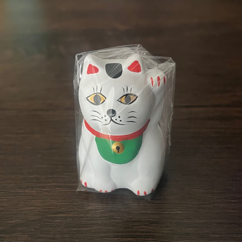 民芸陶器みくじ 招き猫 白 招き猫 antique art nozomi 通販 18745021