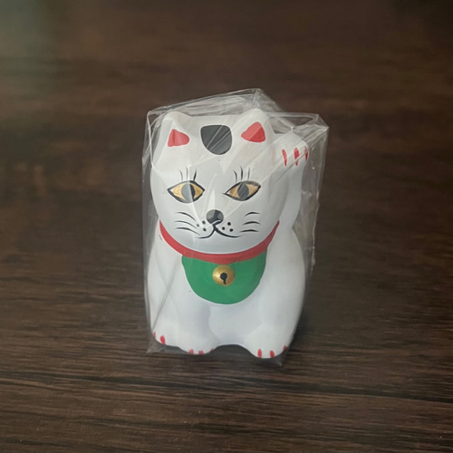 民芸陶器みくじ 招き猫 白 招き猫 antique art nozomi 通販 18745021