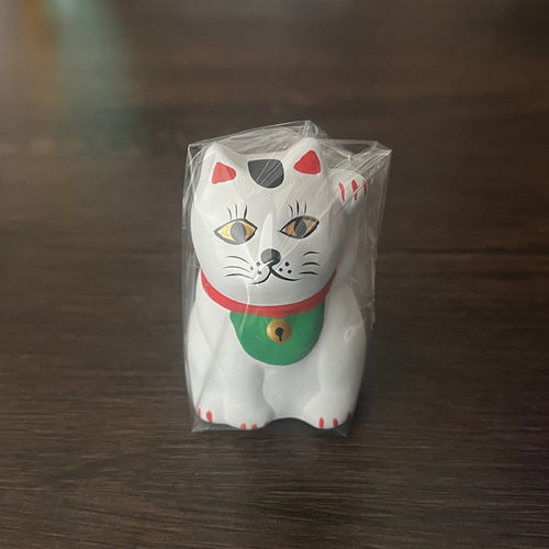 民芸陶器みくじ 招き猫 白 招き猫 antique art nozomi 通販 18745021