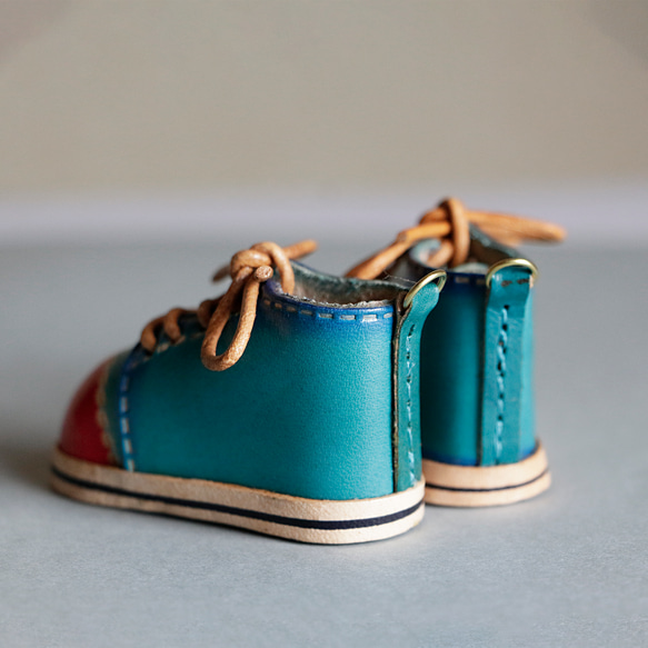 可愛い靴本革バッグチャーム ネコチャーム 革 バッグチャーム キーリング プレゼント 3枚目の画像