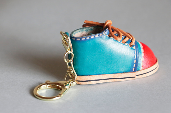 可愛い靴本革バッグチャーム ネコチャーム 革 バッグチャーム キーリング プレゼント 5枚目の画像