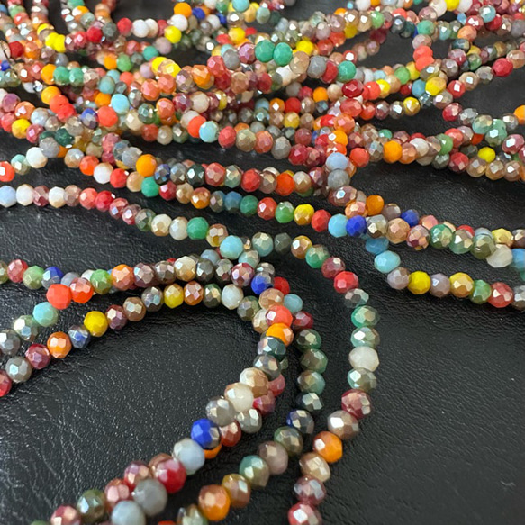 1連 3mm×2mm キラキラ 多面 ガラス ビーズ カラフル 7枚目の画像