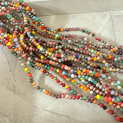 1連 3mm×2mm キラキラ 多面 ガラス ビーズ カラフル 3枚目の画像