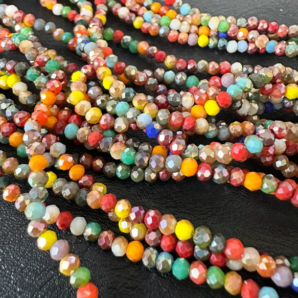 1連 3mm×2mm キラキラ 多面 ガラス ビーズ カラフル 2枚目の画像