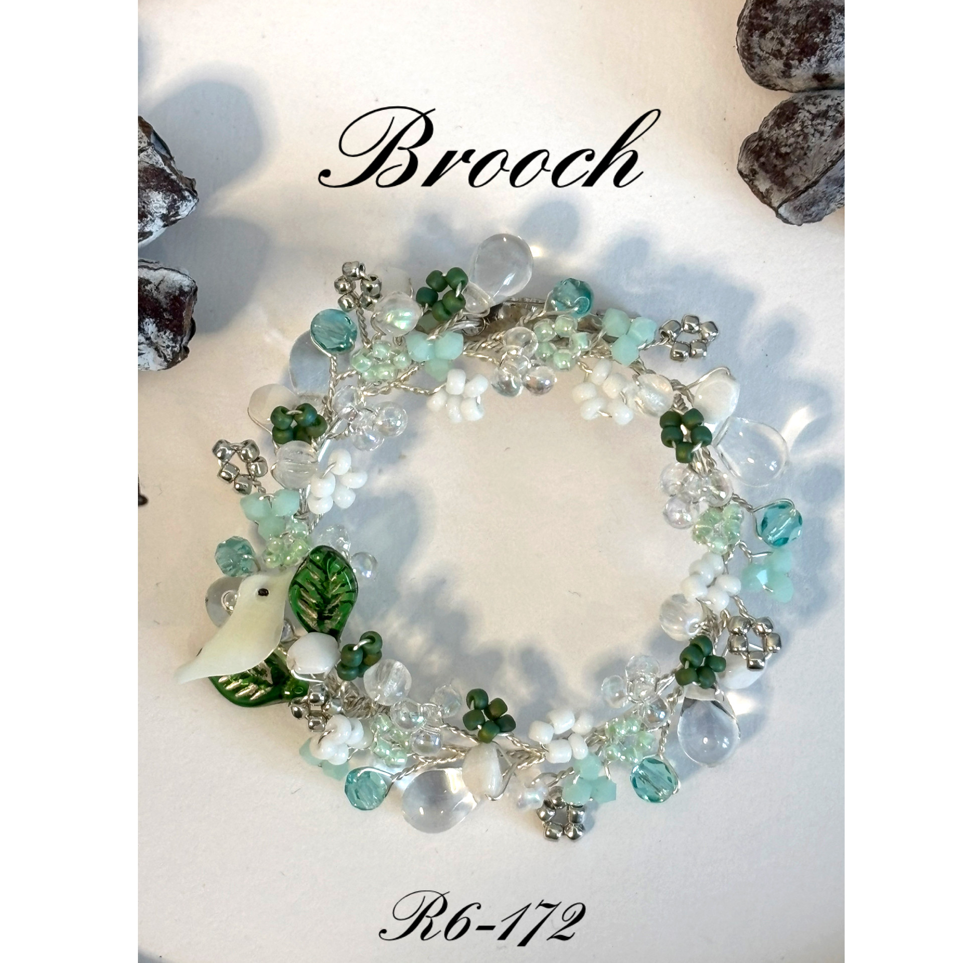 【R6-172】リースみたいなブローチ