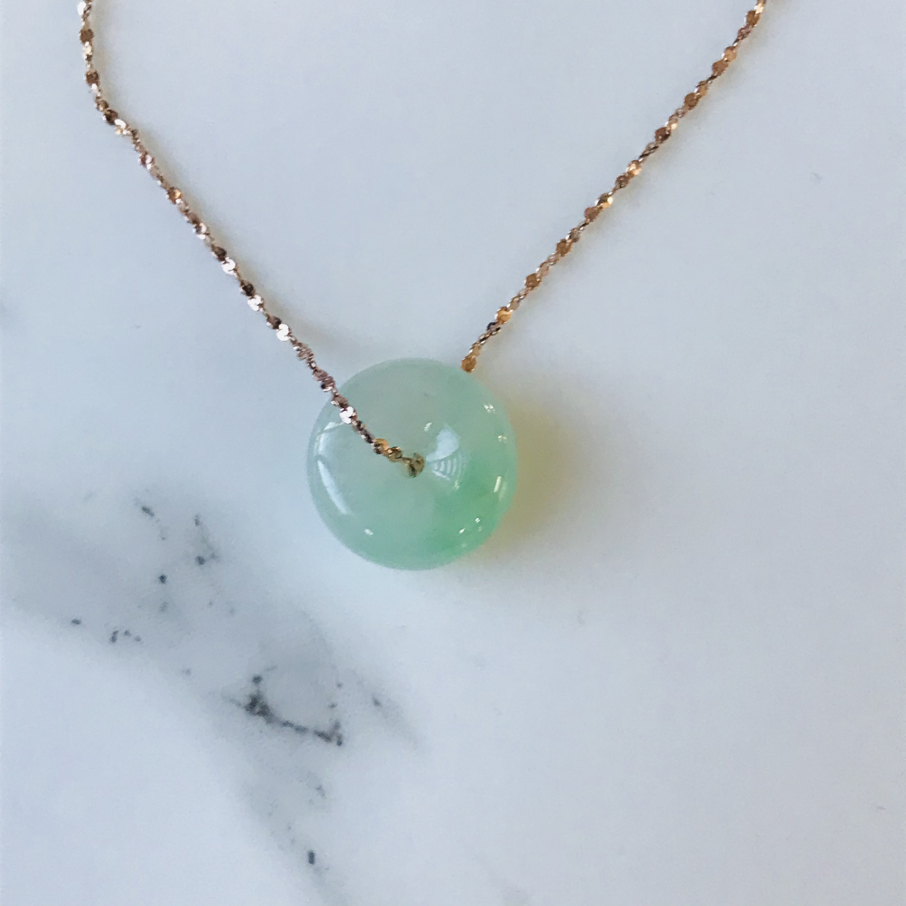 [P00-001］ ジェイド　JADE ヒスイ　本翡翠　ペンダントトップ　パーツ　天然石　ミャンマー産　ネックレス