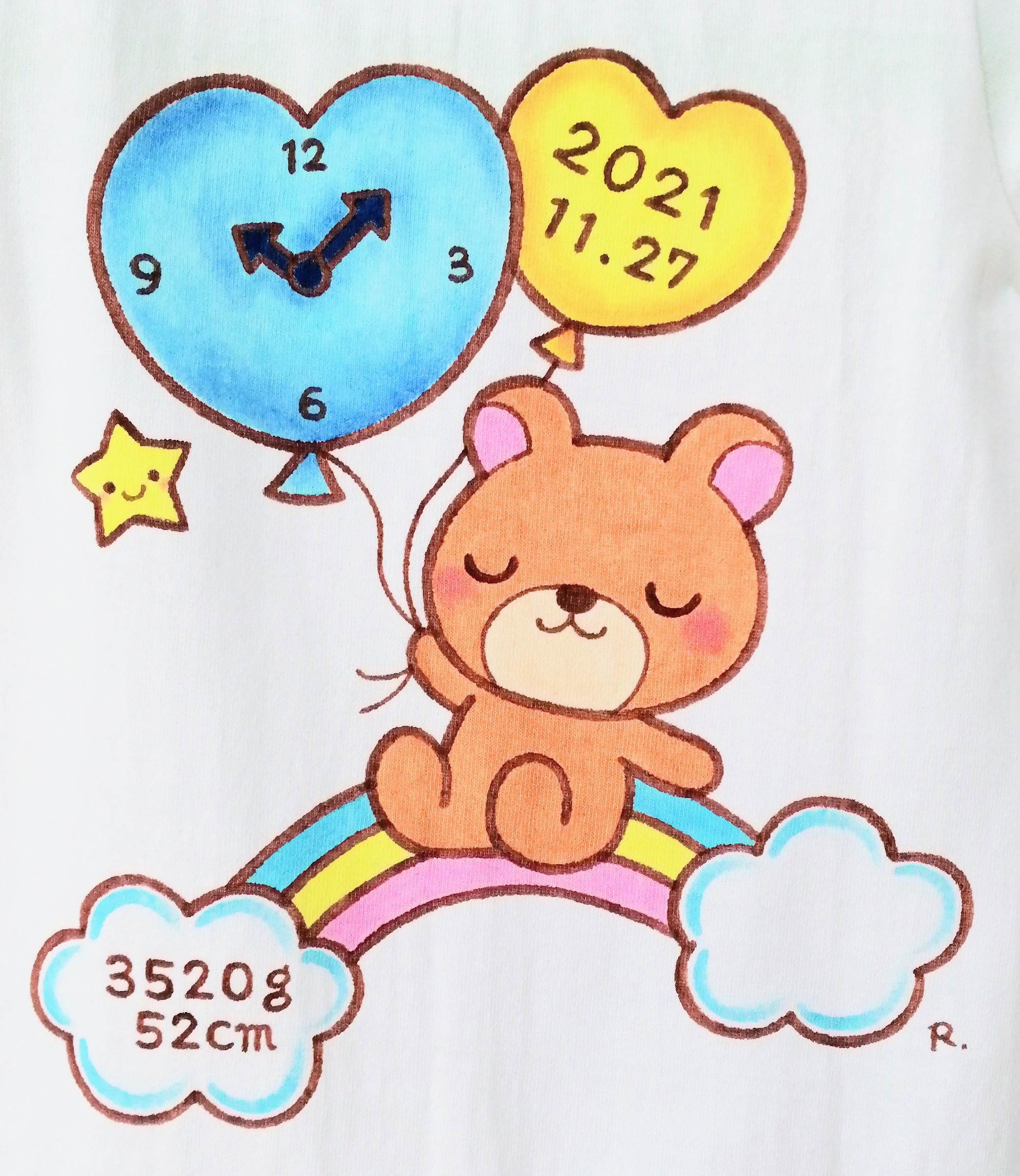 出生記録が入れられる！出産祝い男の子　名入れTシャツ　クマくん【受注制作】