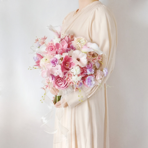 胡蝶蘭とオンシジュームのブーケ、ブートニア、ヘッドパーツ 胡蝶蘭とオンシジュームのブーケ、ブートニア、ヘッドパーツ