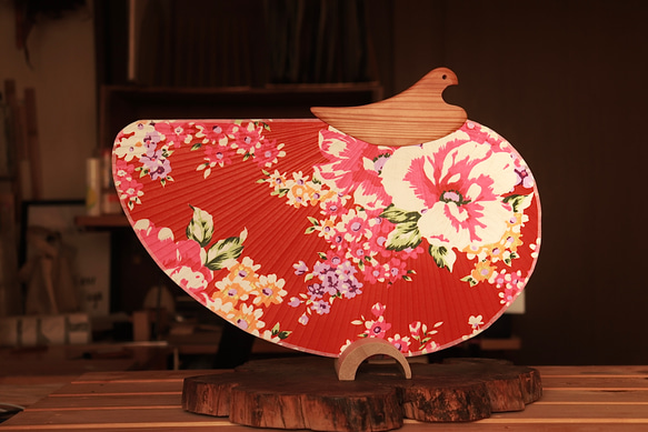 台湾/台湾花布紙】江戸仕立て都団扇千鳥型(千鳥うちわ) 伝統工芸品