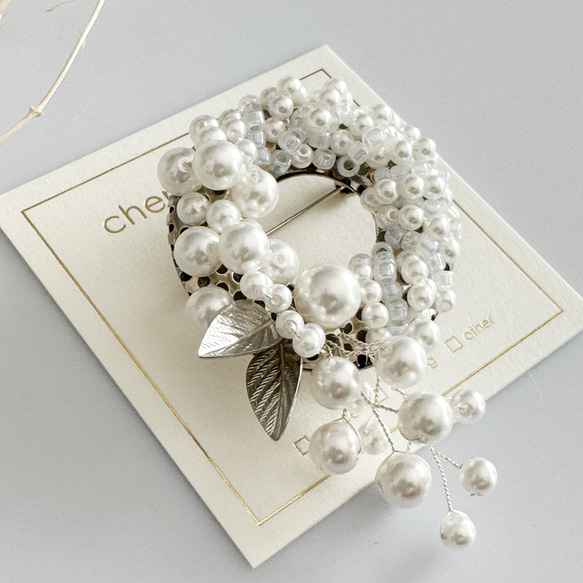 珍珠植物花環胸針/腕花 - 純白色 | 儀式 | 入場儀式 | 畢業典禮 | 各種場合 [補貨] 第3張的照片