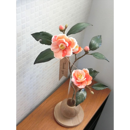 ✿【 粘土置物 】「明け方の空の色？」椿の花枝（東雲色）No.15