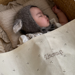 ❁お名前入りblanket❁　ブランケット　おくるみ　新生児　出産祝い　出産準備　ニューボーンフォト　刺繍　ニット　赤ち 2枚目の画像