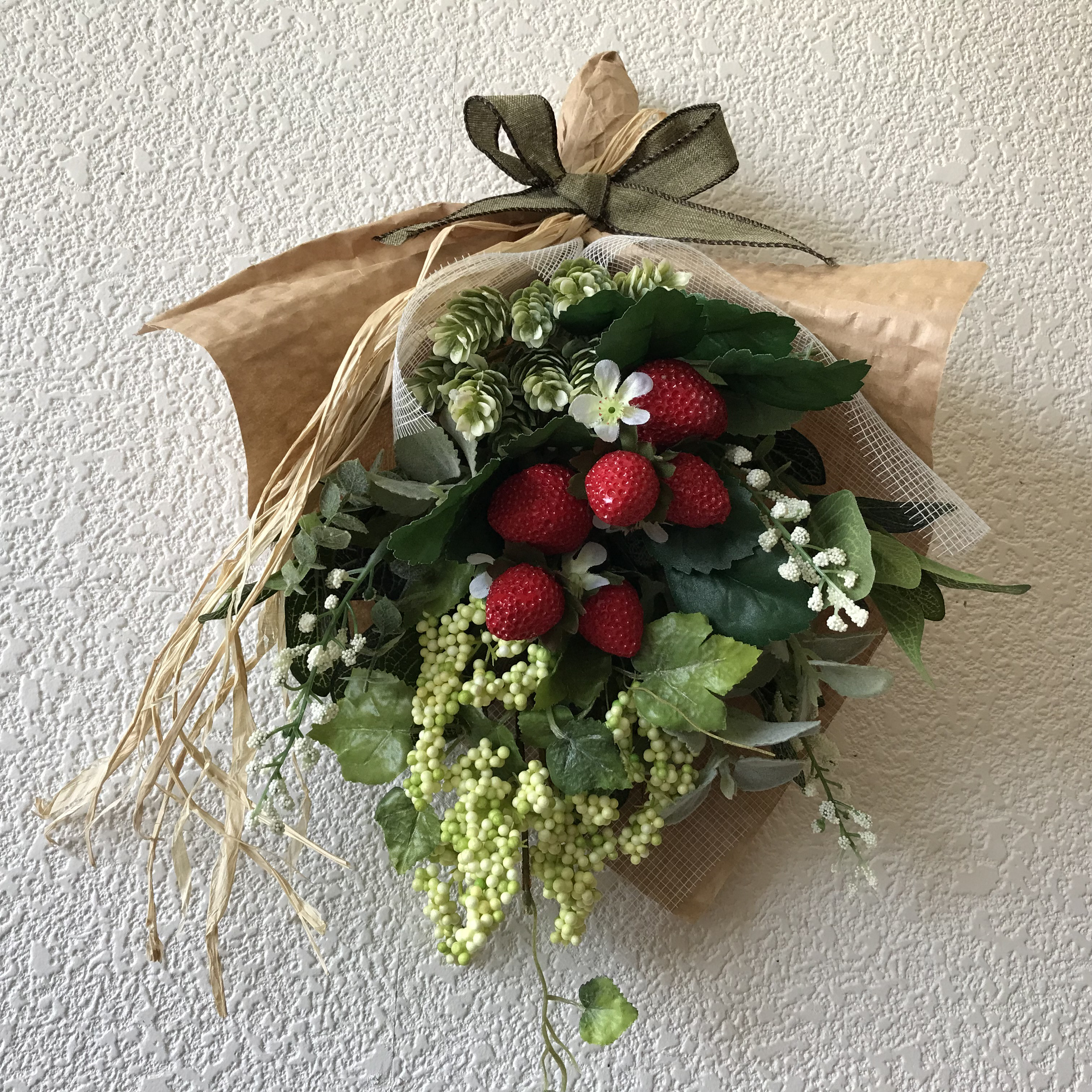 イチゴとミントのアーティフィシャルスワッグ　（残すところ1点のみ）